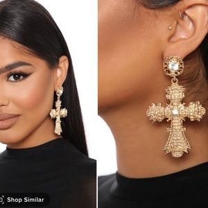 Gilded Gold cross earrings with Diamonds
